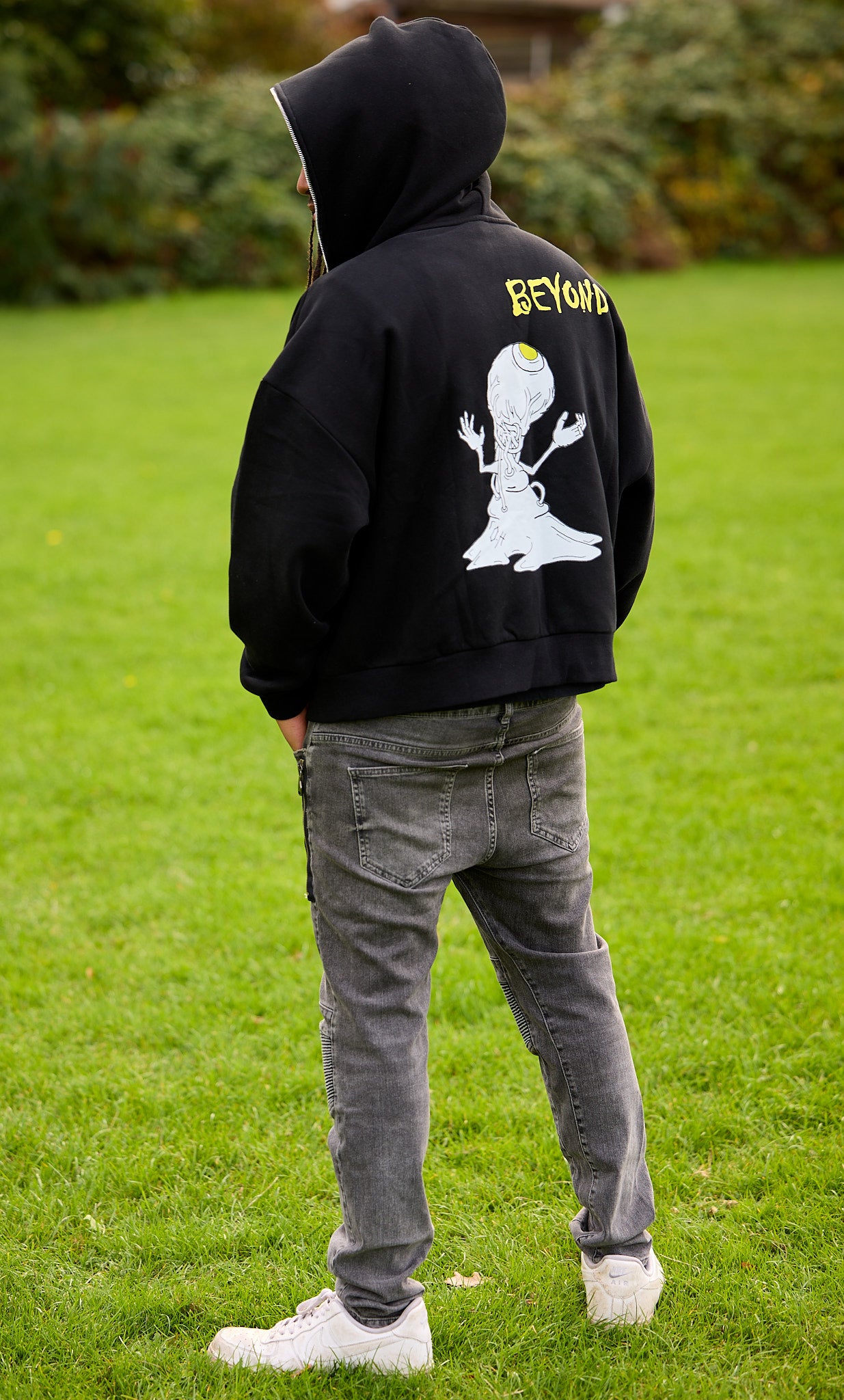 Fleeced Full-Zip Boxy Hoodie "Beyond"